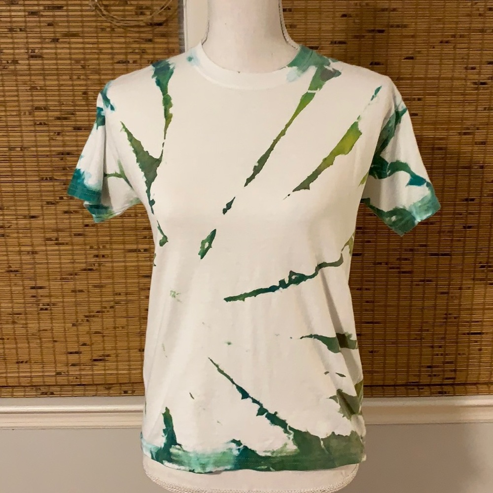 Gildan youth tshirt